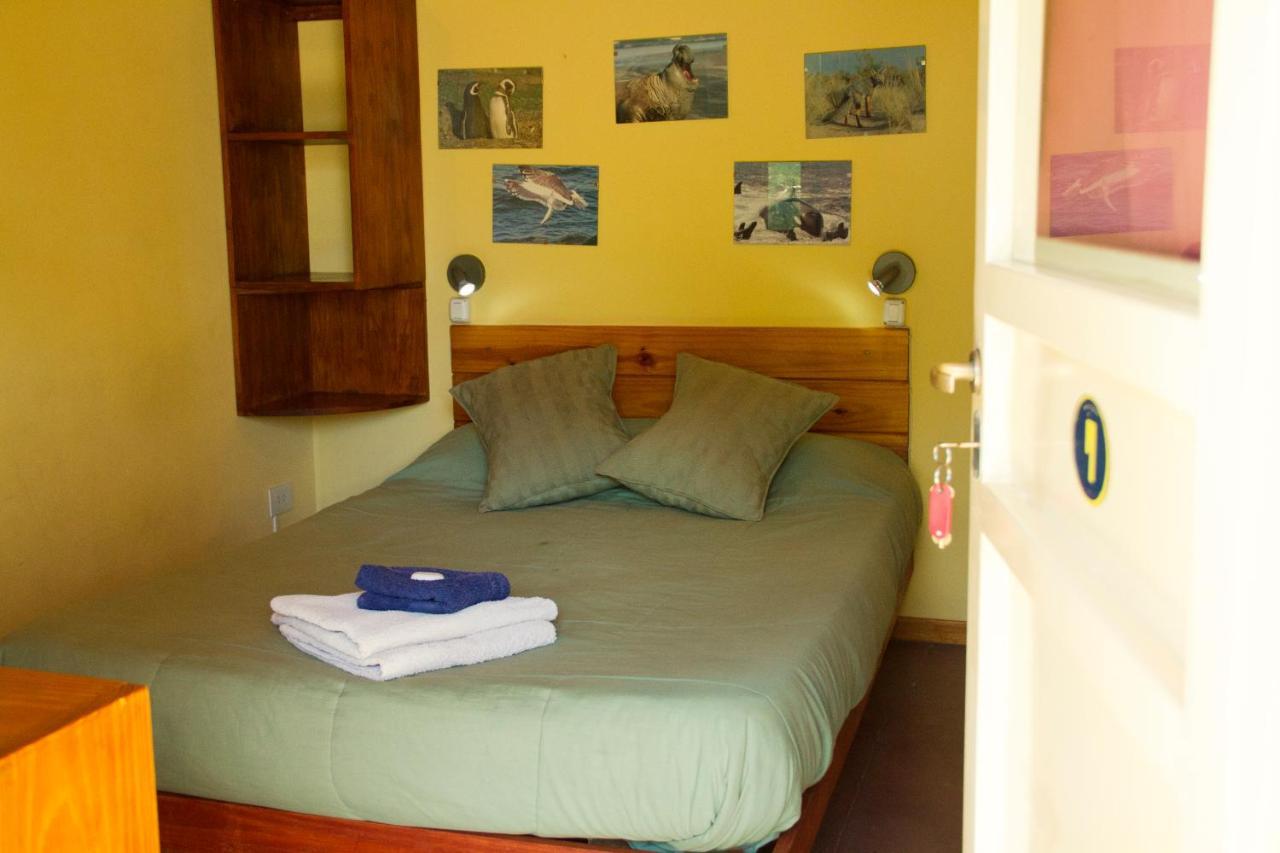 La Tosca Hostel Puerto Madryn Eksteriør bilde