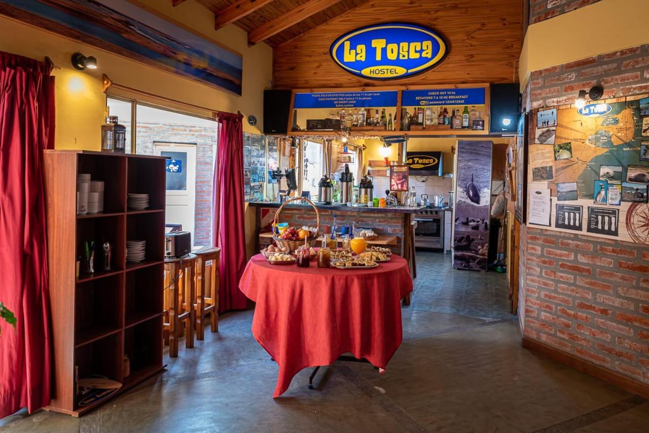 La Tosca Hostel Puerto Madryn Eksteriør bilde