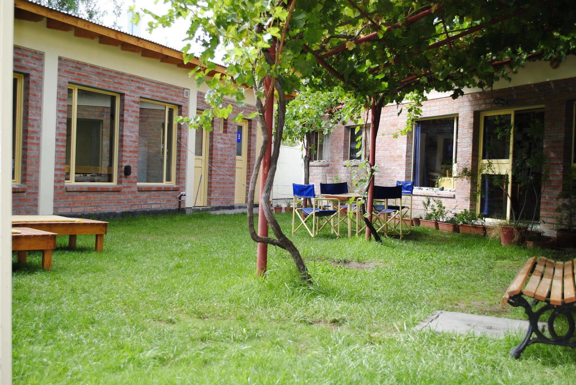 La Tosca Hostel Puerto Madryn Eksteriør bilde